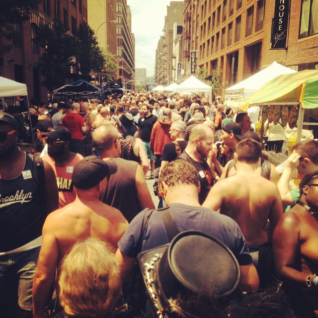 Sfeer en wat er gaande was in Folsom Street East